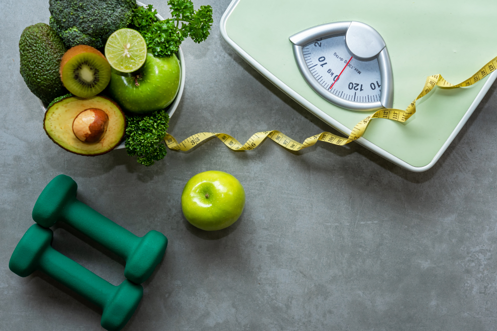 weights scale and healthy food